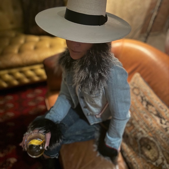 Chic Upcycled Denim Jacket with Mongolian Lamb Fur Collar and Cuffs with Cowhide - Picture 5 of 14